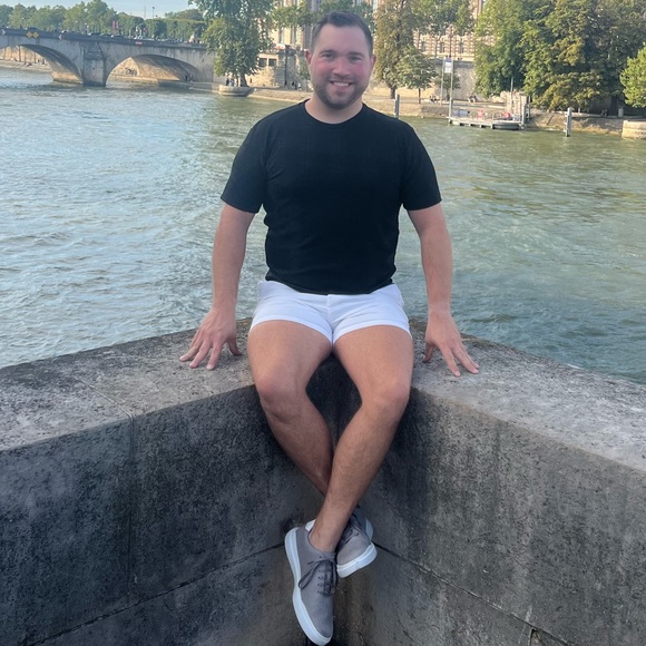 Meet your Posher, Thomas - Picture 2 of 2